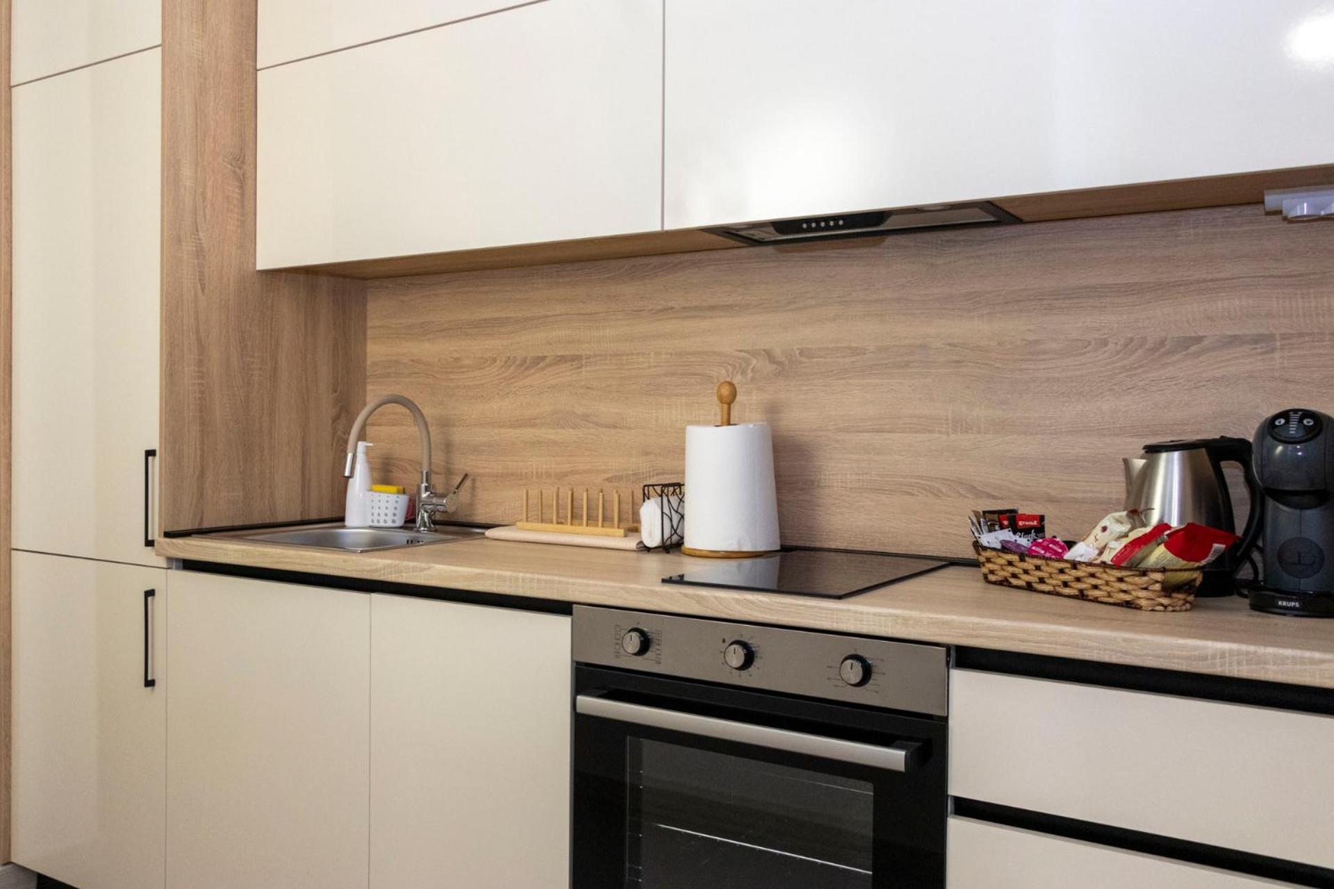 Luxury Condos On 18Th, 3Rd, 5Th Floor With Pool, Fitness, Parking Included Скопье Экстерьер фото